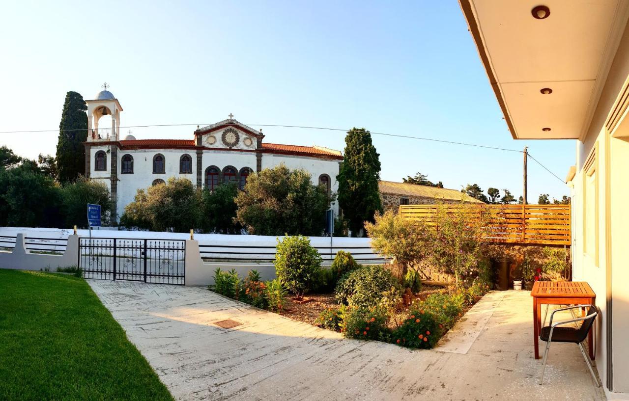 Repanidi Apartments Repanidhion Bagian luar foto