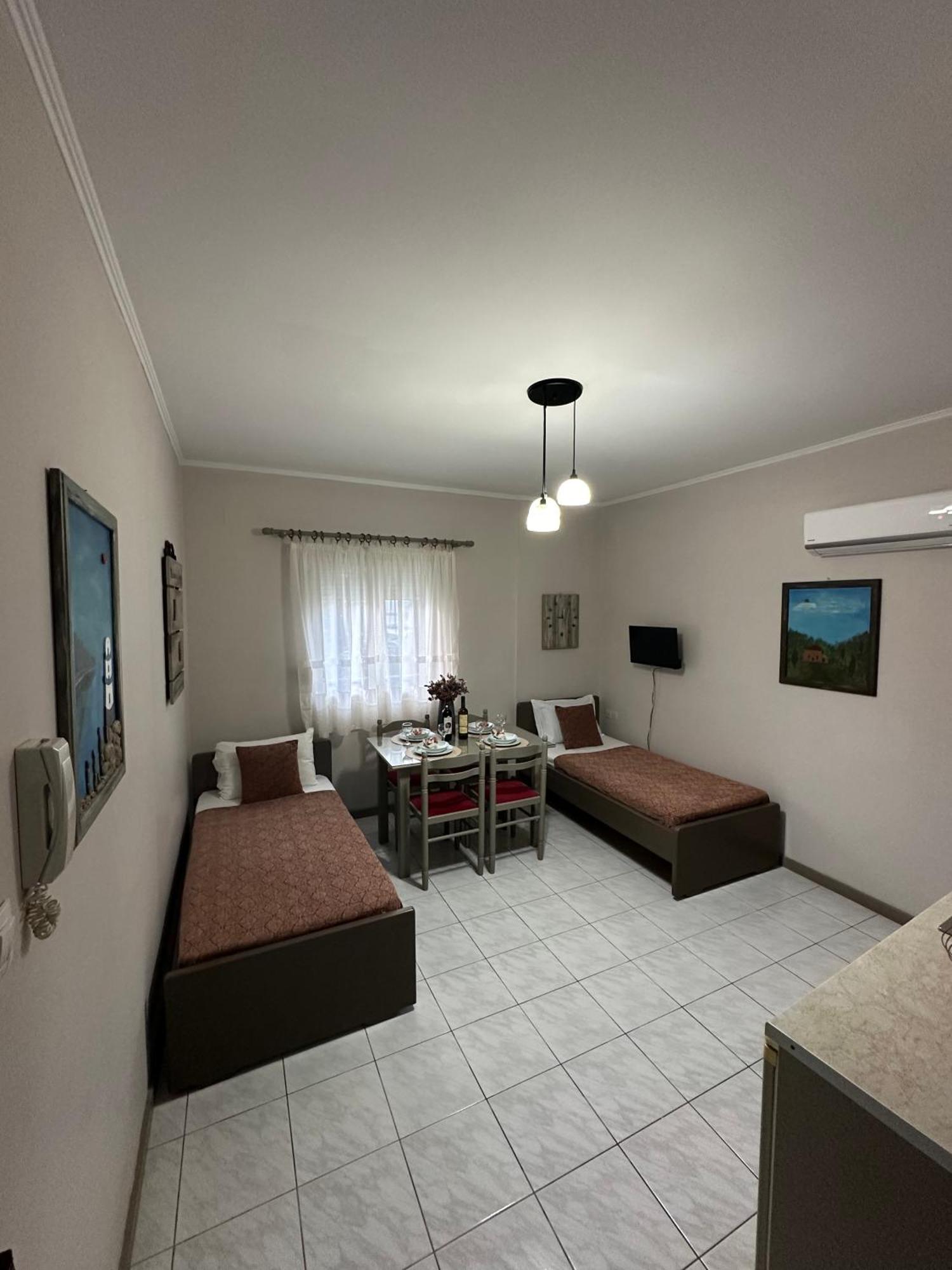 Repanidi Apartments Repanidhion Bagian luar foto