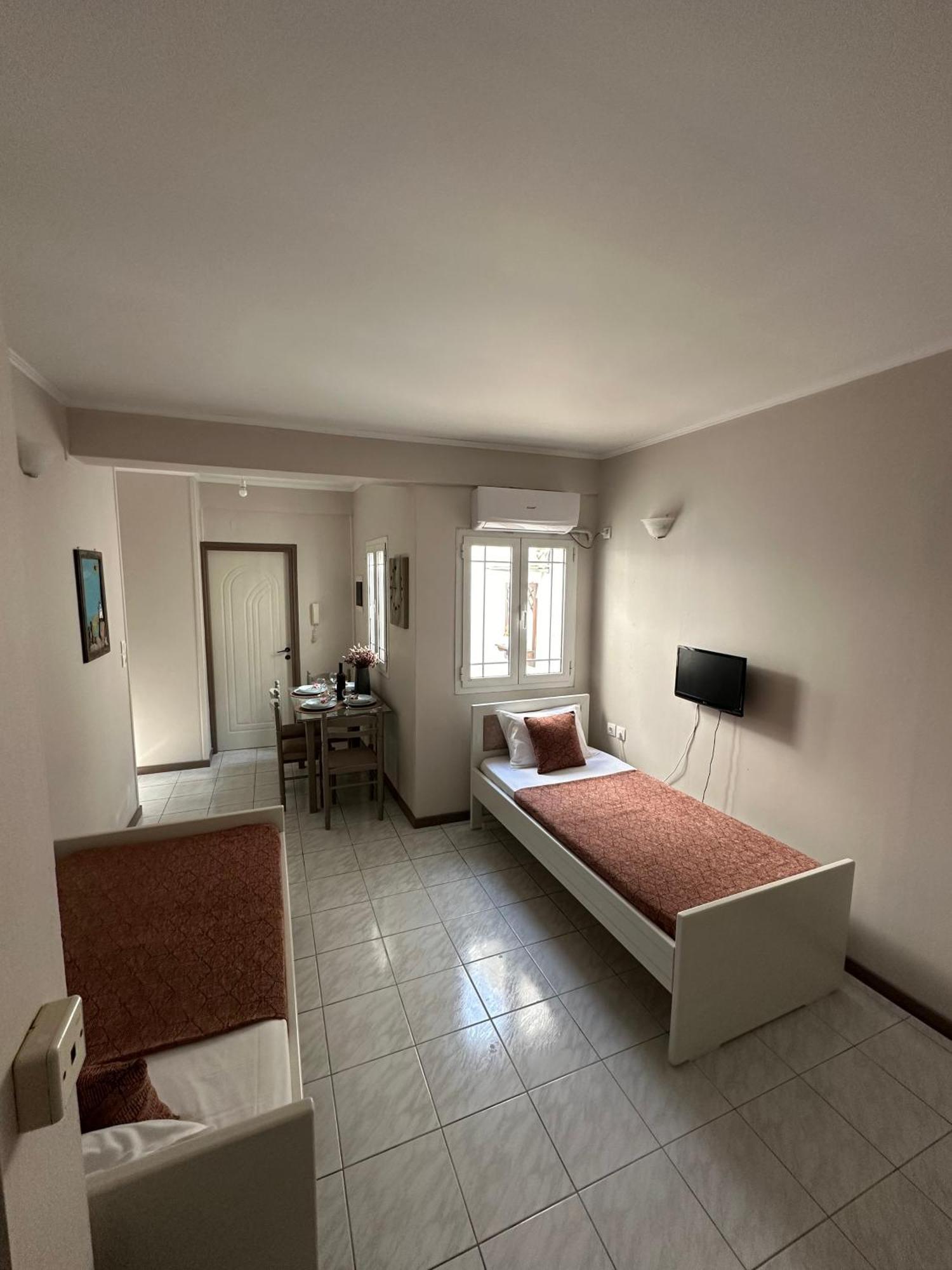 Repanidi Apartments Repanidhion Bagian luar foto